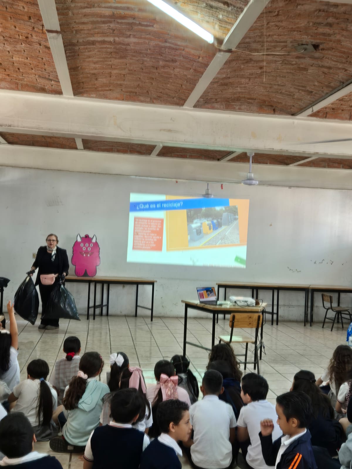 Presencia en escuela